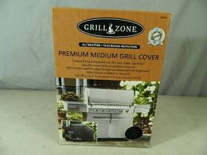 lot 80 image: New Premium Grill Cover