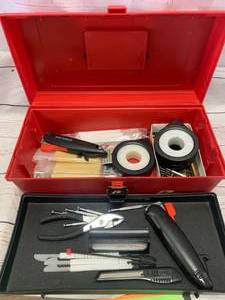 lot 76 image: 15 Toolbox with Tools