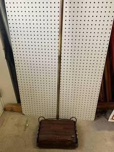 lot 78 image: Early 1900s Hygeno  Sweeper Approx 55 Tall