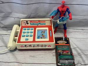 lot 90 image: Vintage Toy Lot