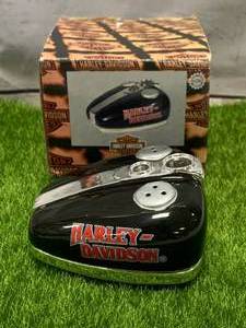 lot 32 image: Vintage Harley-Davidson Salt & Pepper Shakers New In Box