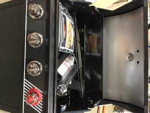 lot 1 image: Dyna Glo 4-Burner Propane Gas Grill in Matte Black with SearPlus Sear Burner noy used display model see pictures