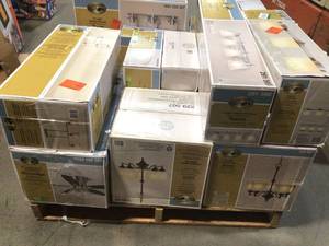lot 28 image: Lot of assorted Hampton Bay lighting fixture open box cutsomer returns see pictures