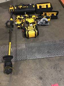 lot 36 image: Lot of assorted Dewalt Tools various conditions review pictures