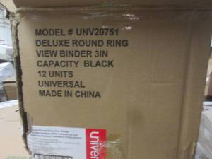 lot 28 image: 12 deluxe round ring binders ...