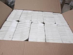 lot 41 image: pacific blue basic c-fold paper tow...