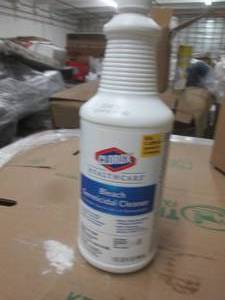 lot 89 image: 8-32floz bottles of clorox germicid...