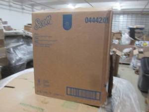 lot 106 image: 1 case of scott plus premium slim f...
