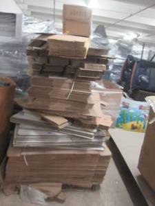 lot 116 image: lot of 25 self closing boxes...