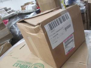 lot 121 image: 1 case of cddvd covers ...