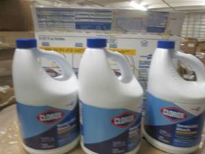 lot 135 image: clorox germicidal cleaner 3-1 gallo...