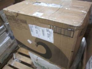 lot 192 image: 1 case of boardwalk deluxe toilet t...