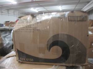 lot 197 image: case of boardwalk deluxe toilet pap...