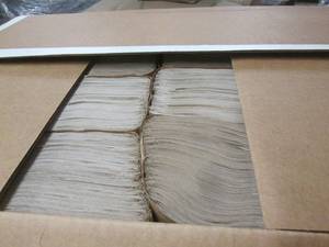 lot 212 image: 1 case of singlefold towels ...