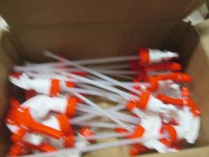 lot 342 image: case of sprayer heads ...