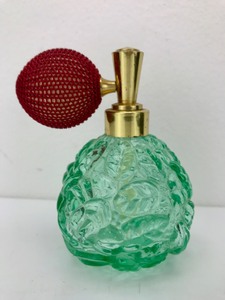 lot 29 image: Vintage - Perfume Bottle #3