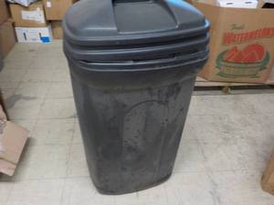 lot 65 image: 45 Gallon Trash Can...