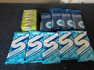 lot 90 image: Trident, Stride Gum and Peppermint ...