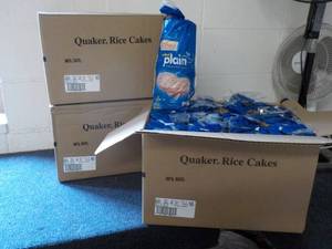 lot 104 image: 3 Cases Quaker Whole Grain Brown Ri...