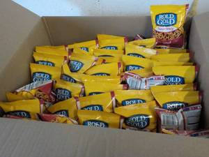 lot 109 image: Case of 40 .7 oz Bags Rold Gold Hea...