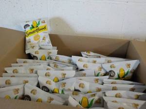 lot 113 image: Case of 72 - 12 oz Bags Smartfood ...