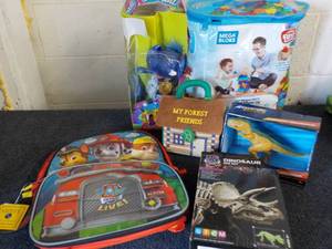lot 133 image: Mega Bloks, Backpack, Dinosaurs and...
