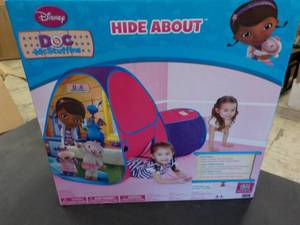 lot 143 image: Disney DocMcStuffins Hide About...