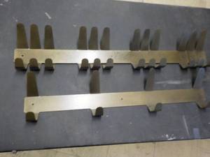 lot 186 image: 23 in. Long lot of 4 Hammered Steel...