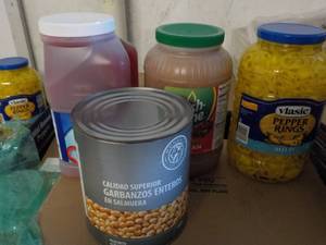 lot 194 image: 2 Gallon Jugs Each Vlasic Pepper ri...