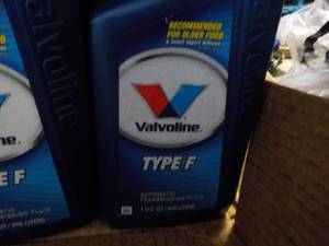 lot 202 image: Case of 12 Valvoline Type F Automat...