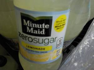 lot 262 image: Case of 24 Minute Maid Zero Sugar L...