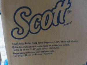 lot 333 image: Scott Touchless Hand roll Dispenser...
