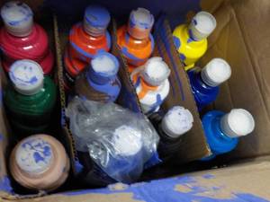 lot 342 image: 12 Bottles Prang Fun Pro Tempera Pa...