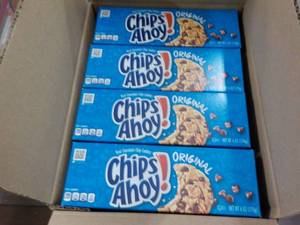 lot 376 image: Case of 12 - 6 oz ctns Chips Ahoy C...