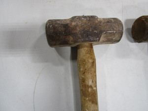 lot 384 image: Sledge Hammers
