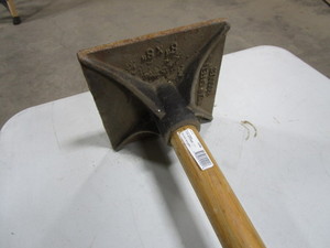 lot 388 image: 8x8 Tamper