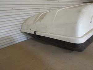 lot 404 image: Rooftop Cargo Carrier