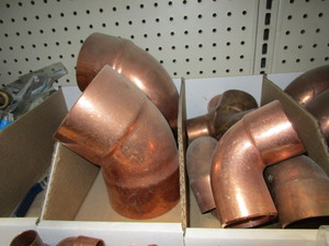 lot 450 image: Plumbing Parts Inventory (see pics)