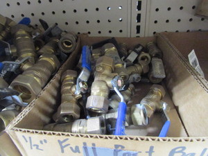 lot 453 image: Plumbing Parts Inventory (see pics)