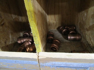 lot 462 image: Copper Fittings & Rack