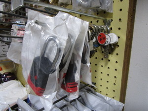 lot 475 image: Plumbing Parts Inventory (see pics)