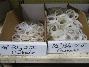 lot 483 image: Plumbing Parts Inventory (see pics)