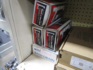 lot 487 image: Plumbing Parts Inventory (see pics)