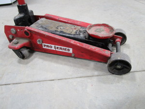 lot 69 image: 2 12 Ton Floor Jack