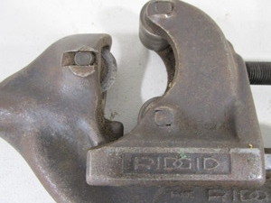 lot 122 image: Ridgid No. 4 Pipe Cutter
