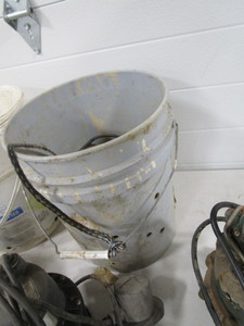 lot 146 image: (5) Sump Pumps