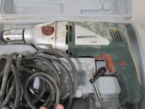 lot 162 image: Masterforce 12 Drill