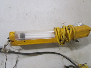 lot 301 image: Work Lights