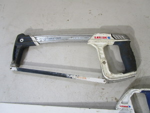 lot 302 image: Saws