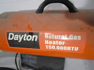 lot 316 image: 150k BTU Shop Heater